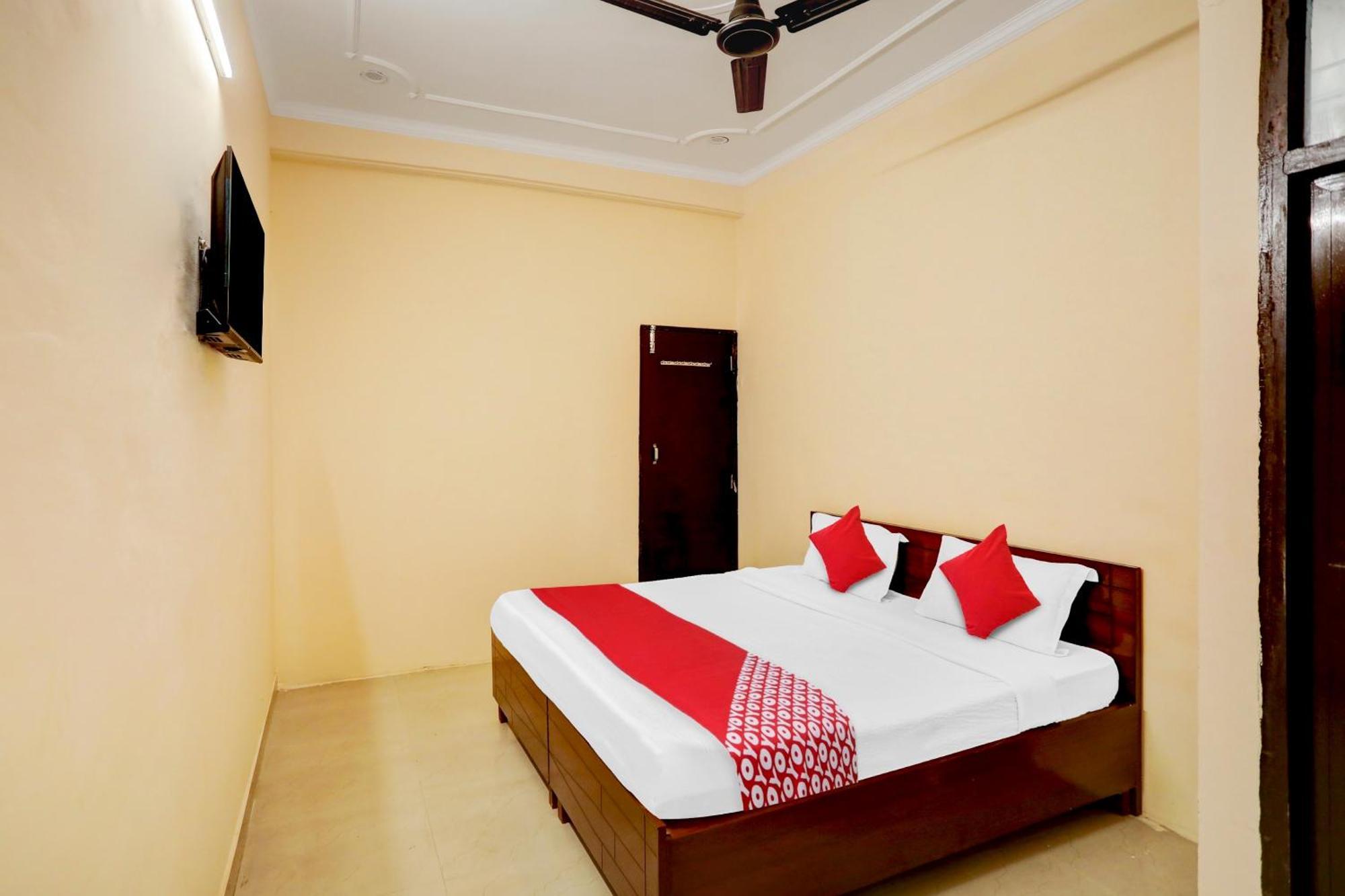 Hotel O Pari Hotel Ghaziabad Extérieur photo